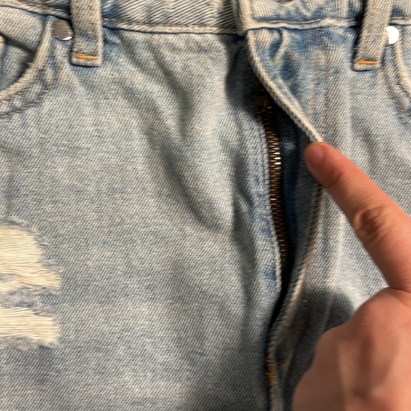 Mini ripped medium length jeans skirt from H&M - Picture 2 of 9